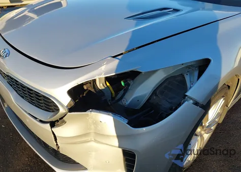 2018 Kia Stinger from USA, damaged, VIN KNAE15LA8J6016513